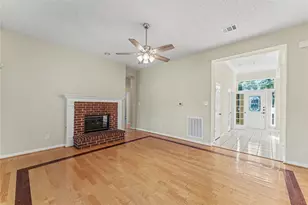 1601 Shadywood Ln, Flower Mound, TX 75028 - Photo 8