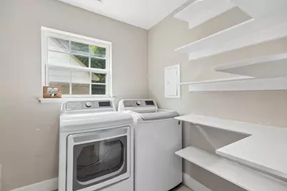 8635 Strathmore Drive, Dallas, TX 75238 - Photo 10