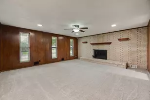 1817 Bardfield Ave, Garland, TX 75041 - Photo 8