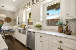 209 S Windomere Ave, Dallas, TX 75208 - Photo 10
