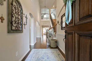 2504 Scotti St, Lewisville, TX 75056 - Photo 4