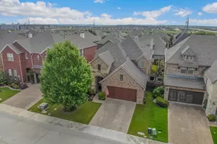 2504 Scotti St, Lewisville, TX 75056 - Photo 2