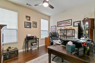 2504 Scotti St, Lewisville, TX 75056 - Photo 6