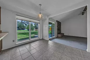 205 Mountain View Dr, Azle, TX 76020 - Photo 10