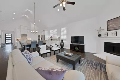 8260 Halifax, The Colony, TX 75056 - Photo 10