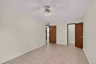 10254 Catalpa Rd, Dallas, TX 75243 - Photo 28