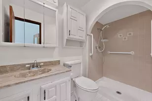 10254 Catalpa Rd, Dallas, TX 75243 - Photo 18