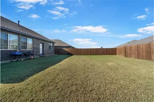 989 Kingbird Ln, Alvarado, TX 76009 - Photo 4