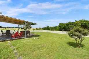 1028 Fm 1566 W, Celeste, TX 75423 - Photo 8