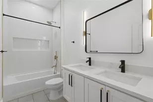 1805 San Antonio St, Grand Prairie, TX 75051 - Photo 6