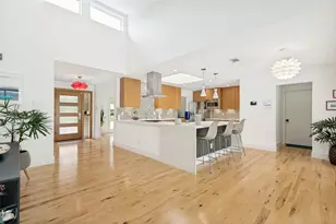 3923 Weeburn Dr, Dallas, TX 75229 - Photo 10