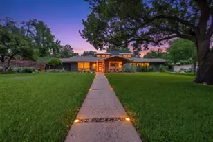 3923 Weeburn Dr, Dallas, TX 75229 - Photo 2