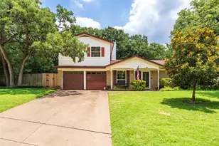 2930 Duff Dr, Arlington, TX 76013 - Photo 1