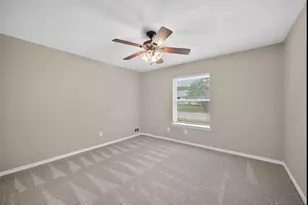 9660 Timberleaf Dr, Dallas, TX 75243 - Photo 20