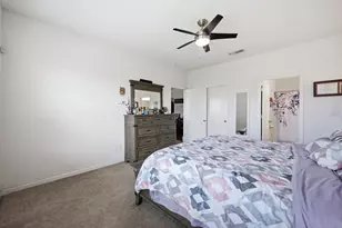405 Willow Creek Dr, Glenn Heights, TX 75154 - Photo 14