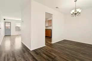 1221 Krista Dr, Burleson, TX 76028 - Photo 6