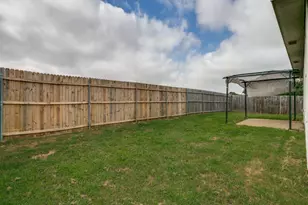 1221 Krista Dr, Burleson, TX 76028 - Photo 24