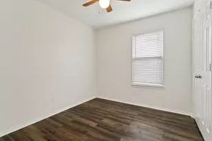 1221 Krista Dr, Burleson, TX 76028 - Photo 18