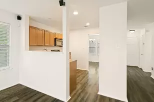 1221 Krista Dr, Burleson, TX 76028 - Photo 10