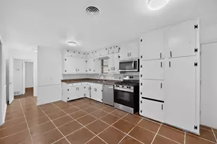 8636 Greenmound Ave, Dallas, TX 75227 - Photo 12