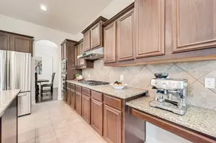 7230 Milsap Ln, Frisco, TX 75035 - Photo 6