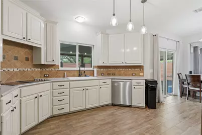 5904 Heron Cove Lane, The Colony, TX 75056 - Photo 12