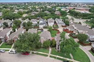 819 Canal St, Irving, TX 75063 - Photo 32