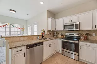 819 Canal St, Irving, TX 75063 - Photo 12