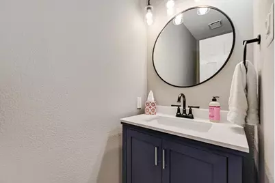 819 Canal Street, Irving, TX 75063 - Photo 14