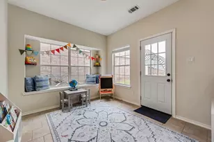 819 Canal St, Irving, TX 75063 - Photo 10