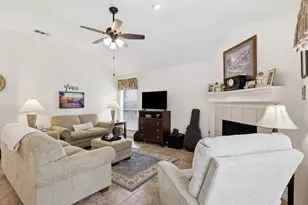 2501 Saddlehorn Dr, Mesquite, TX 75181 - Photo 12