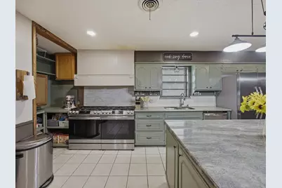 901 Pebble Street, Bowie, TX 76230 - Photo 8