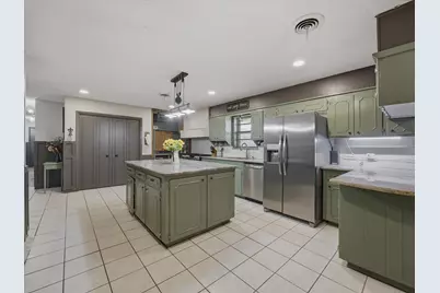 901 Pebble Street, Bowie, TX 76230 - Photo 10