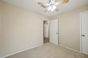 1610 Avenue A, Grand Prairie, TX 75051 - Photo 22