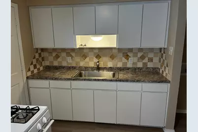 1610 Avenue A, Grand Prairie, TX 75051 - Photo 2