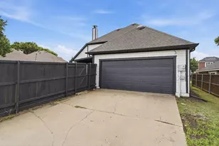 2021 Camelot Dr, Lewisville, TX 75067 - Photo 24