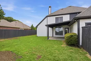 2021 Camelot Dr, Lewisville, TX 75067 - Photo 22