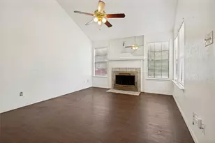5525 Safari Trail, Arlington, TX 76018 - Photo 2
