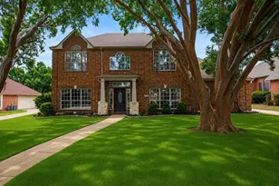 634 Meadowcrest Dr, Highland Village, TX 75077 - Photo 1
