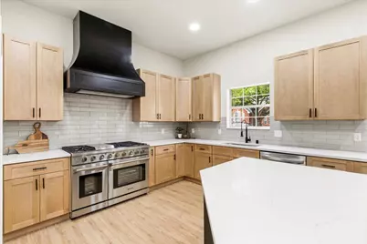 634 Meadowcrest Drive, Highland Village, TX 75077 - Photo 14
