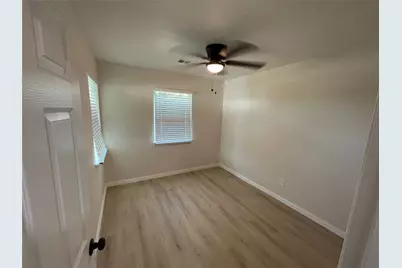 305 Jenny Kay Lane, Irving, TX 75060 - Photo 14