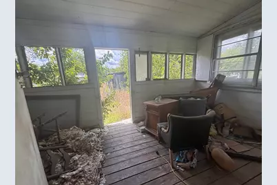 404 N Sycamore Street, Hico, TX 76457 - Photo 6