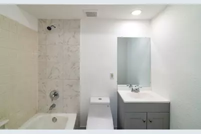 811 S Mesquite Street #02, Arlington, TX 76010 - Photo 6