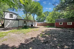 2926 Hillglenn Rd, Dallas, TX 75228 - Photo 32