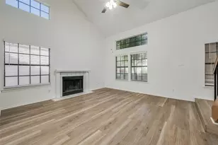 607 Mission Cir, Irving, TX 75063 - Photo 2