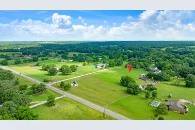 146 County Road 33985, Powderly, TX 75473 - Photo 16