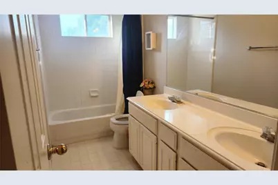 1381 Wentworth Drive, Lewisville, TX 75067 - Photo 18