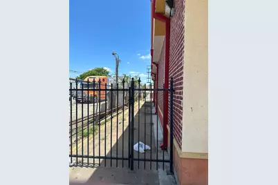 5537 E Lancaster Avenue, Fort Worth, TX 76112 - Photo 6