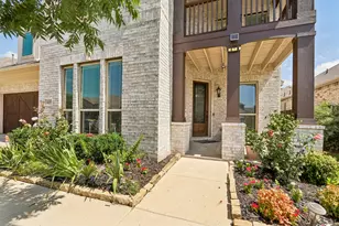 1409 Thrasher Dr, Little Elm, TX 75068 - Photo 4