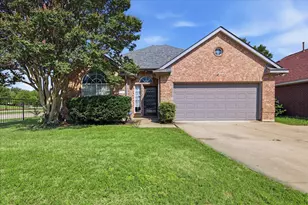 800 Tablerock Way, Lewisville, TX 75077 - Photo 1